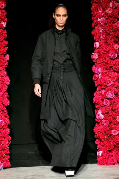 Look 23